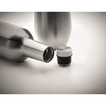 Carica l&#39;immagine nel visualizzatore di Gallery, CHIN SET - Argento opaco - CASA E VIVERE - Midocean - Drinking Bottle, Home &amp; Living, Set Bottiglia E Tazze Mo9971