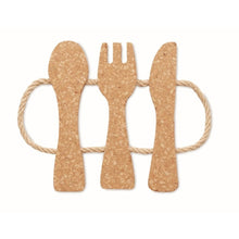 Carica l&#39;immagine nel visualizzatore di Gallery, CUBREPOT - Legna - CASA E VIVERE - Midocean - Home &amp; Living, Kitchen Accesories, Sottopentola In Sughero Mo6530
