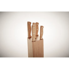 Carica l&#39;immagine nel visualizzatore di Gallery, GOURMET - Legna - CASA E VIVERE - Midocean - Home &amp; Living, Kitchen Accesories, Set Ceppo E 6 Coltelli Mo6308