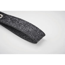 Carica l&#39;immagine nel visualizzatore di Gallery, SUORA - PREMI - Midocean - Key Rings / Chains /, Portachiavi In Feltro Rpet Mo6508, Premiums