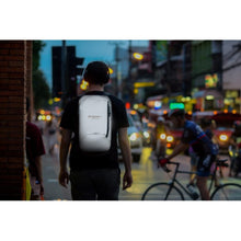 Carica l&#39;immagine nel visualizzatore di Gallery, VISIBACK - Argento opaco - BORSE E VIAGGIO - Midocean - Bags &amp; Travel, Sportbags, Zaino Riflettente Mo6131
